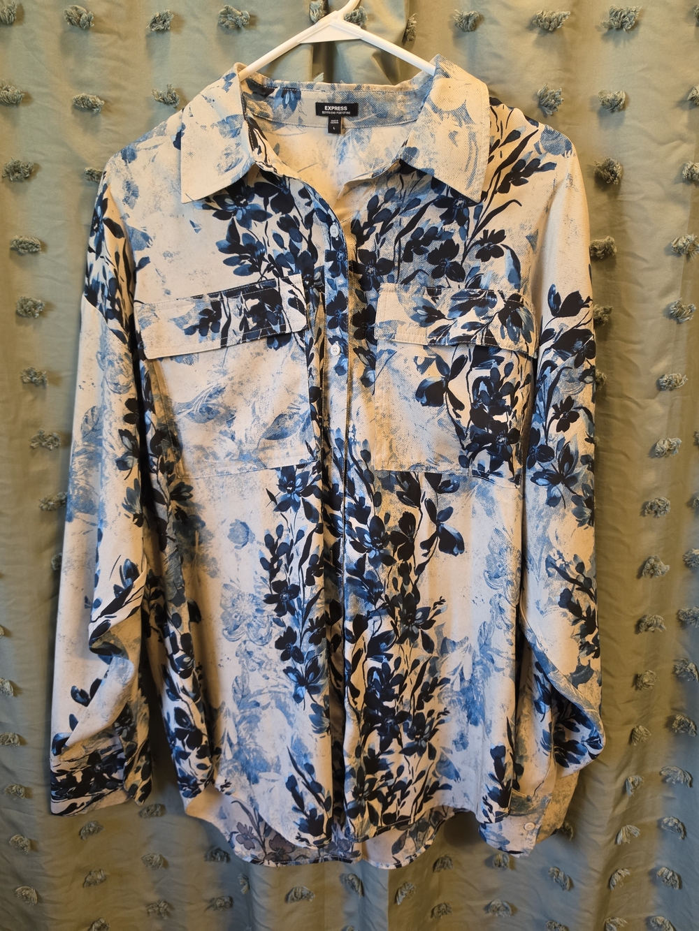 Express Blue Floral Button-Front Shirt in Cream and Blue